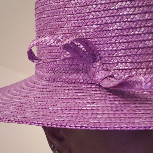 Make me an offer!👀🌟💥 Beautiful sharp Straw hat - Picture 4 of 5